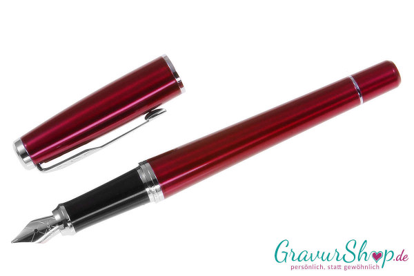 Parker Urban Füller Magenta mit Gravur geöffnet