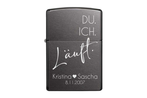 Zippo Sturmfeuerzeug mit Gravur "Du. Ich. Läuft." - Gray Dusk