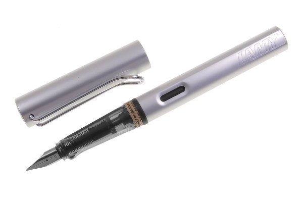 LAMY AL-star Füller whitesilver mit Gravur geöffnet